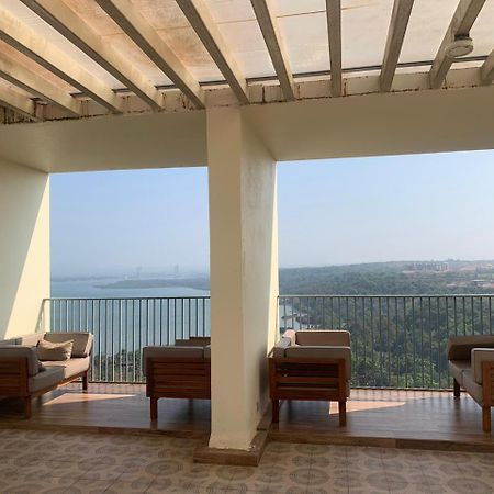 Pool And Garden View Good Stay Premium 2 Bhk Flat 104 Dabolim Eksteriør bilde